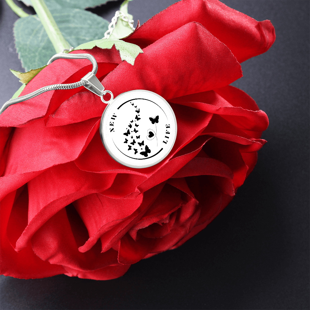 ZARA NEW LIFE CIRCLE NECKLACE