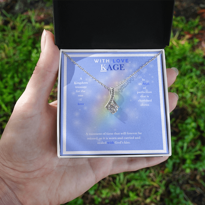MEMORIAL ALLURING BEAUTY NECKLACE